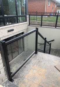 Exterior-Railing - Outdoor Railings Contractor In Toronto, North York, Vaughan & Richmond Hill