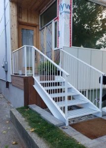 metal exterior railing for deck stairs