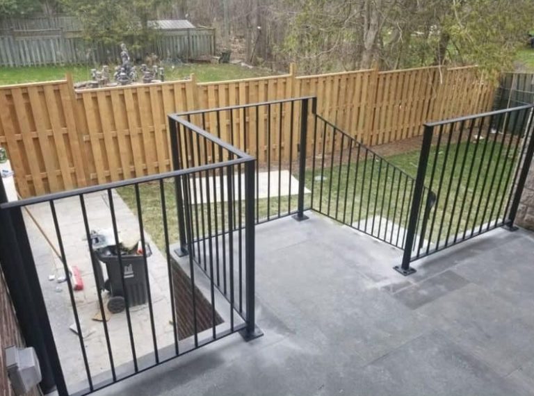 outdoor railing performed by Darvish in Thornhill