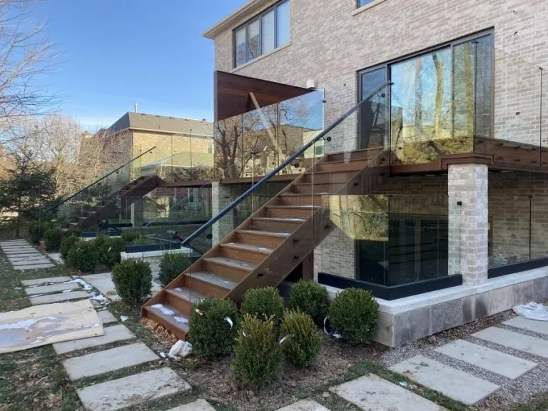Glass & Hybrid outdoor railings Toronto