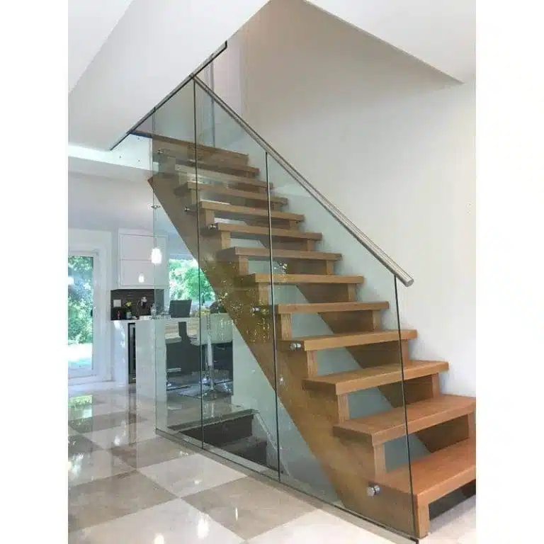 wood stairs and glass railings in the region areas Toronto, North York, Richmond hill, Markham, Vaughan