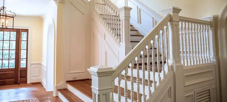 wood stairs and railings in the region areas Toronto, North York, Richmond hill, Markham, Vaughan