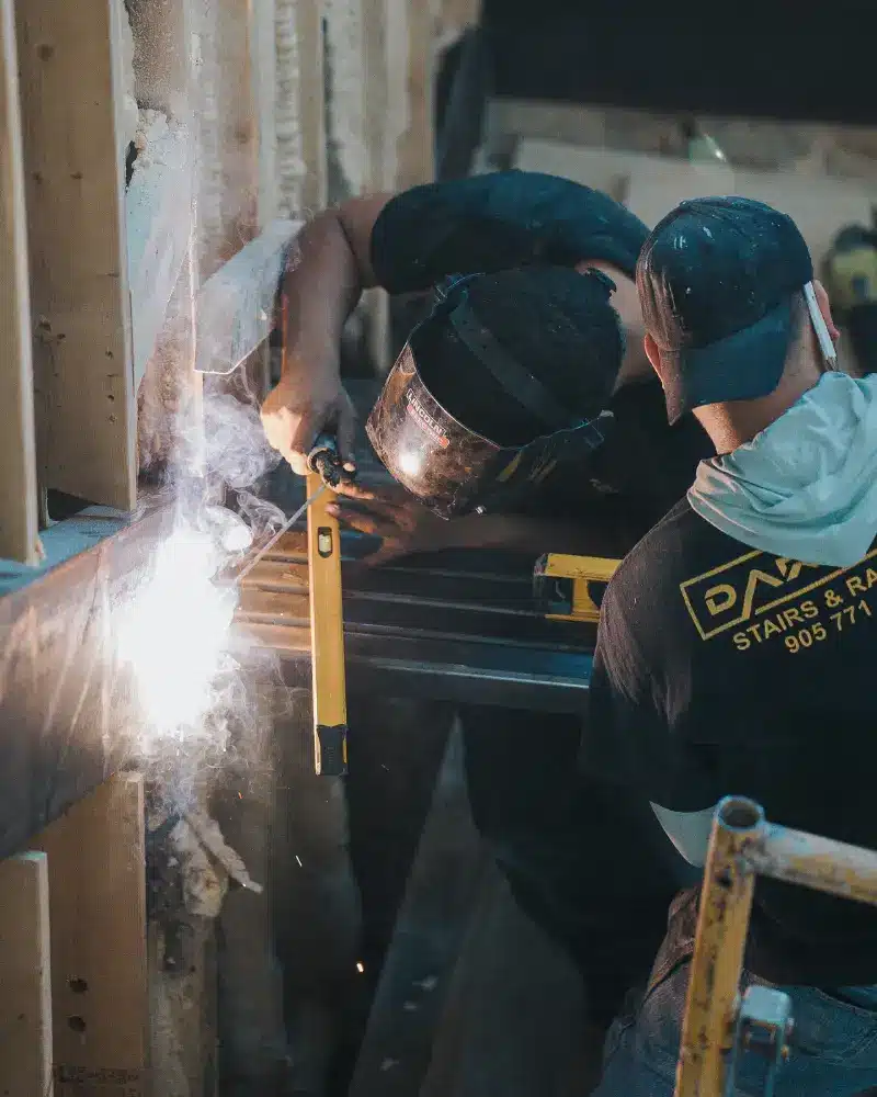 Why Top Contractors in Toronto Choose Darvish Inc. for Railings