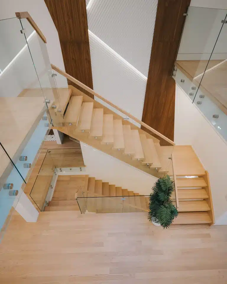 Floating Staircases-Vaughan-darvish