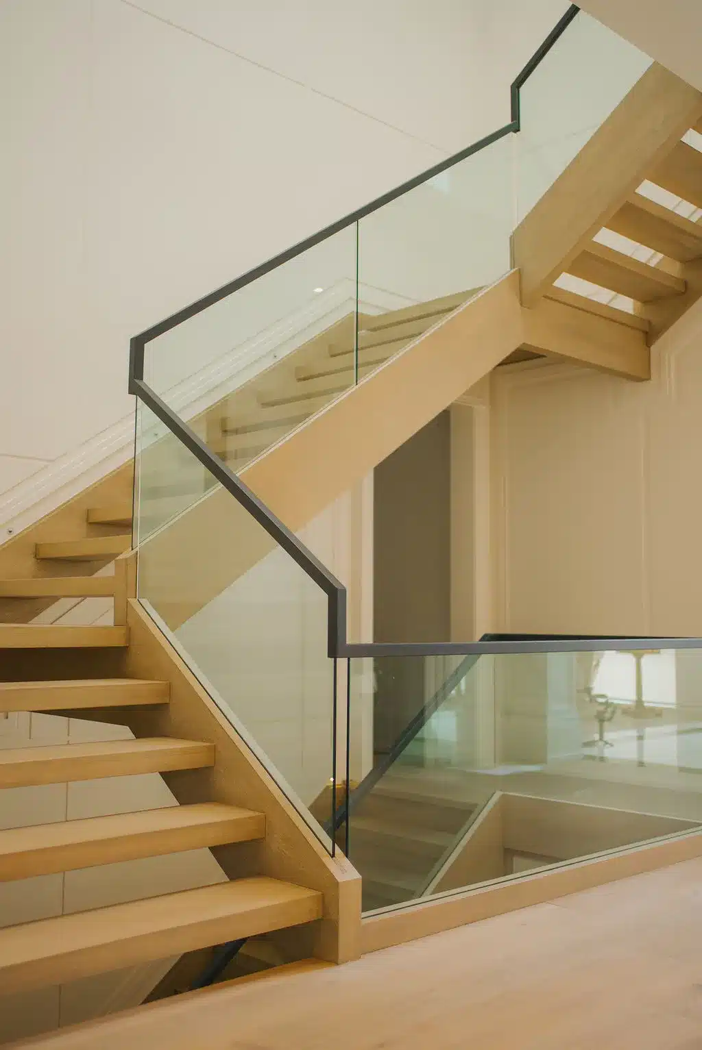 Glass Railing Toronto (9) glass railing near me