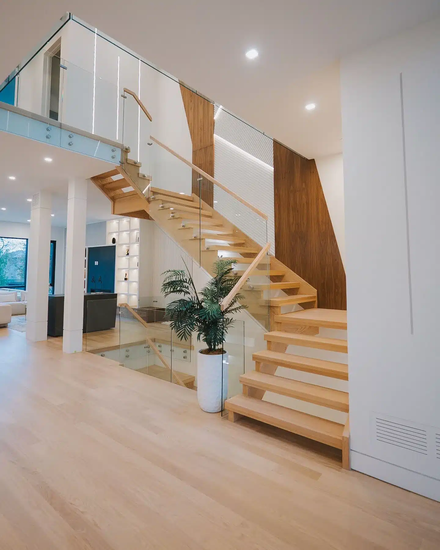 railing Contractor near you -Oakville-darvish railing Contractor near you -Oakville-darvish